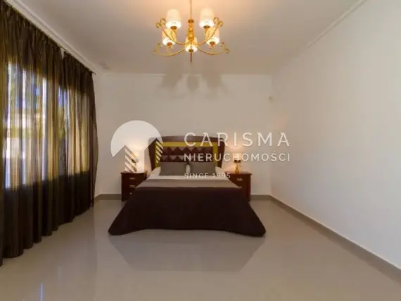 (9) Willa przy plazy w Cabo Roig, Costa Blanca