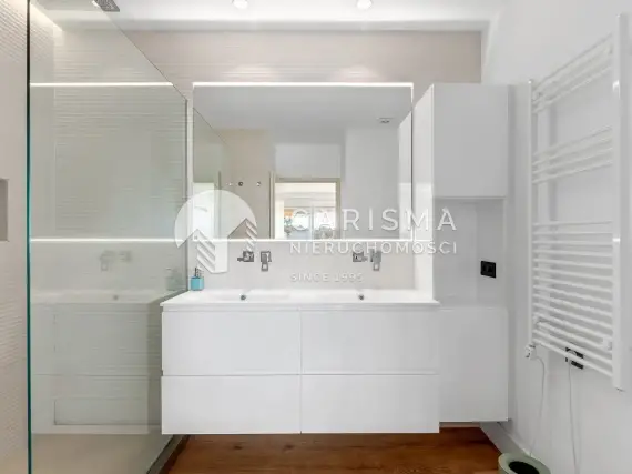 (11) Apartament w prestiżowym kompleksie Guadalmina Baja
