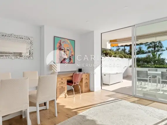 (18) Apartament w prestiżowym kompleksie Guadalmina Baja