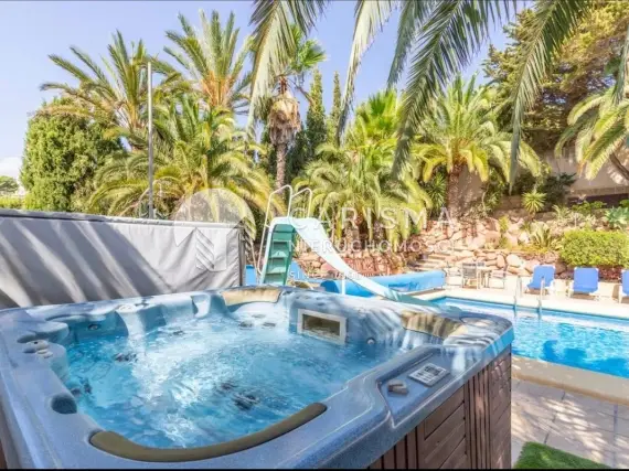 (5) Śródziemnomorska willa z dużym potencjałem inwestycyjnym, Teulada-Moraira