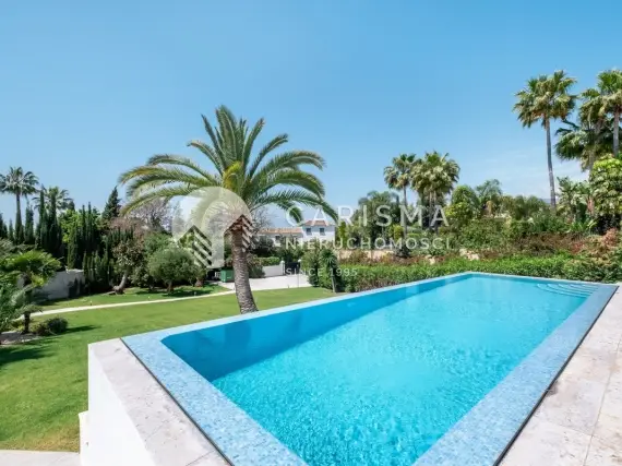 (7) Luksusowa willa na prestiżowym strzeżonym osiedlu, The Golden Mile, Marbella