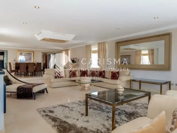 (15) Luksusowa i elegancka willa z fantastycznym widokiem na morze, Elviria, Marbella