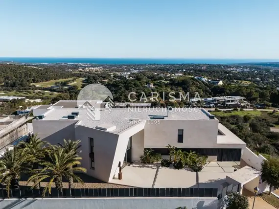 (9) Spektakularna willa z panoramicznym widokiem na morze i pola golfowe, Sotogrande