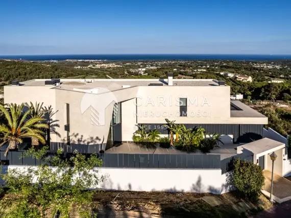 (11) Spektakularna willa z panoramicznym widokiem na morze i pola golfowe, Sotogrande