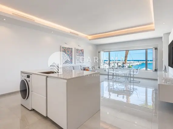 (9) Luksusowy apartament w porcie Purto Banus, Costa del Sol