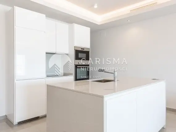(15) Luksusowy apartament w porcie Purto Banus, Costa del Sol
