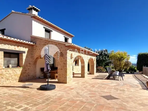 Piekna finka na dużej działce z wielkim ogrodem, Teulada, Costa Blanca 1