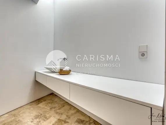 (44) Unikatowa willa w industrialnym stylu, prestiżowa dzielnica, Benissa