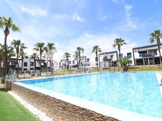 (20) Mieszkanie na parterze ze wspólnym basenem na sprzedaż w La Zenia, Orihuela Costa