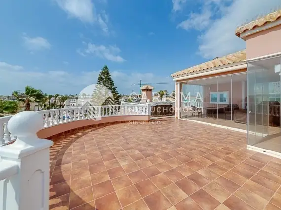 (4) Wyjątkowa willa przy plaży w La Zenia, Orihuela Costa, Alicante