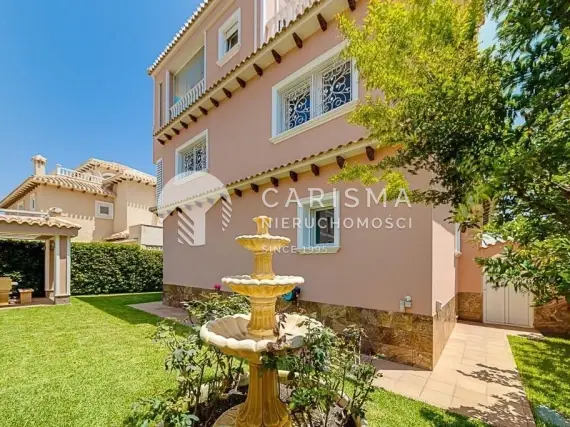 (17) Wyjątkowa willa przy plaży w La Zenia, Orihuela Costa, Alicante