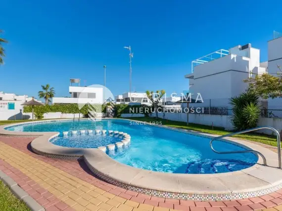 (27) Dom z basenem w Villamartin, Costa Blanca
