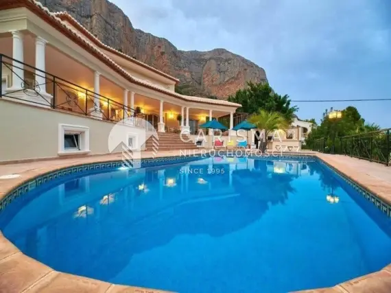 Imponująca willa z kortem tenisowym, na górze Montgó, Javea 1