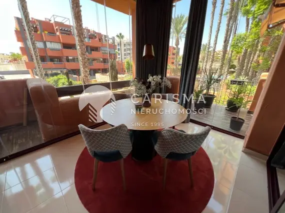 (21) Nowoczesny i jasny apartament w Villamartin