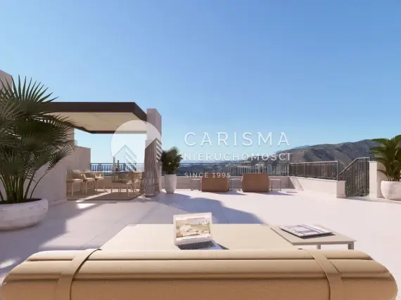 (7) Nowoczesne apartamenty z panoramicznymi widokami na jezioro Istan, Gibraltar i morze