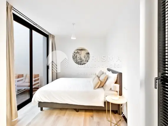 (12) Nowe apartamenty z pięknymi widokami na morze i góry, Mijas