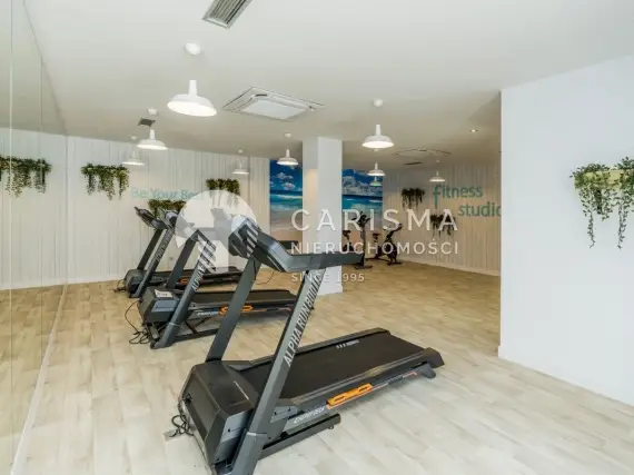 (21) Nowoczesny kompleks apartamentów z pięknymi widokami na morze