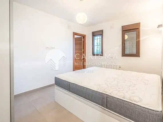 (11) Nowoczesna willa na sprzedaż w Moraira, Costa Blanca
