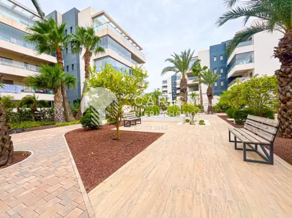 (30) Apartament na najwyższym piętrze z solarium w Villamartin, Orihuela Costa