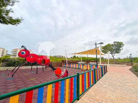 (36) Apartament na najwyższym piętrze z solarium w Villamartin, Orihuela Costa
