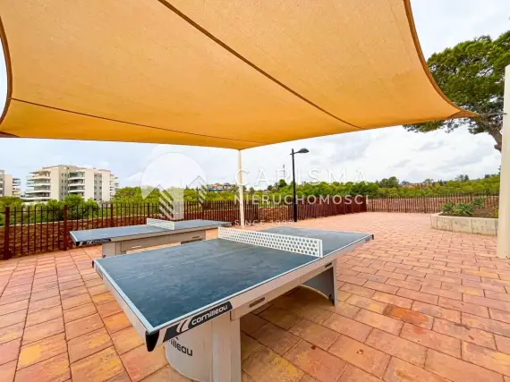 (37) Apartament na najwyższym piętrze z solarium w Villamartin, Orihuela Costa
