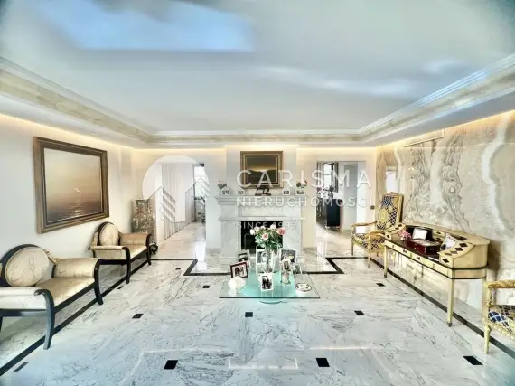 (12) Luksusowy penthouse w otoczenia pasma górskiego Sierra Blanca