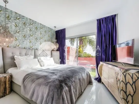 (10) Nowoczesny apartament ze spektakularnym widokiem na morze