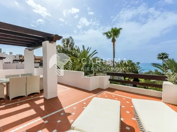 Dwupoziomowy apartament w pierwszej linii brzegowej, Puerto Banus 2