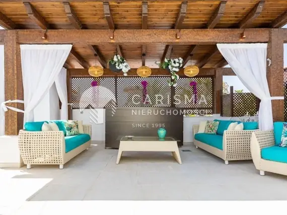 (5) Nowoczesny apartament w stylu andaluzyjskim w idealnej lokalizacji