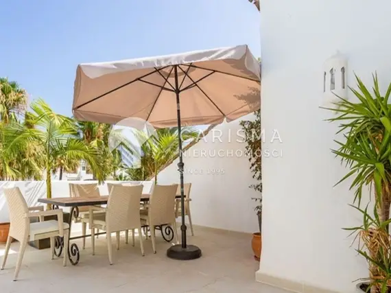 (13) Nowoczesny apartament w stylu andaluzyjskim w idealnej lokalizacji