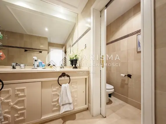 (9) Luksusowy apartament z bezpośrednim dostępem do plaży, Marbella