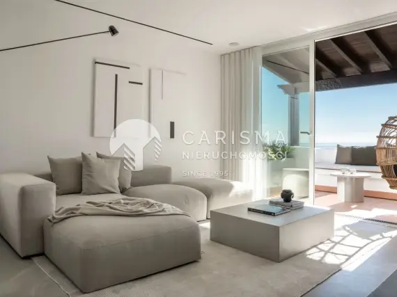 (4) Luksusowy dwupoziomowy penthouse z bezpośrednim dostępem do plaży