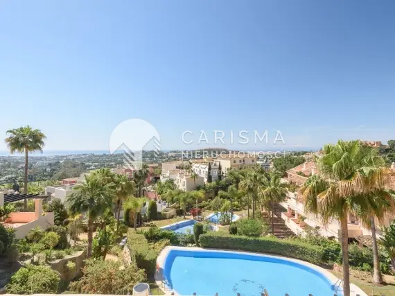 Luksusowy dwupoziomowy penthouse z widokiem na morze 2