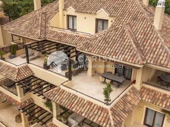 (2) Komfortowy penthouse w otoczeniu natury z panoramicznym widokiem