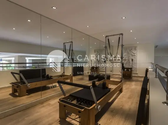 (23) Luksusowy apartament w prestiżowym kompleksie tuż przy plaży