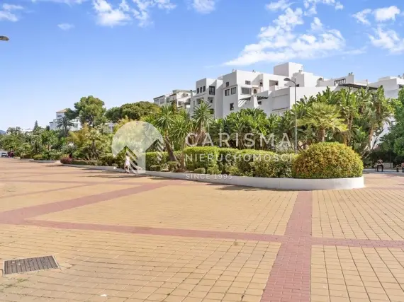 (35) Nowoczesny apartament bezpośrednio przy plaży, Puerto Banus