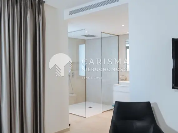 (21) Apartament na zboczu góry La Concha z pięknymi widokami na morze