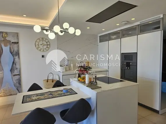 (9) Luksusowy apartament przy plaży gotowy do zamieszkania, Estepona