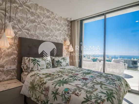 (8) luksusowy penthouse z panoramicznym widokiem na morze i okolicę