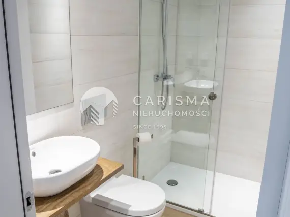 (20) Luksusowy penthouse z pięknym panoramicznym widokiem na morze