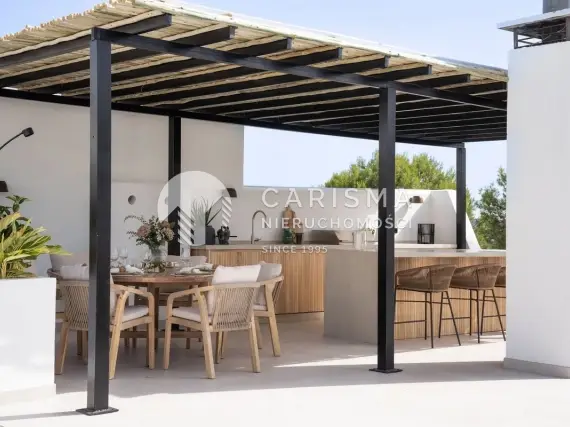 (4) Stylowy dwupoziomowy penthouse w pierwszej linii pola golfowego