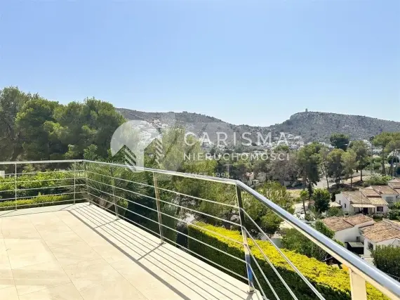(23) Luksusowa willa na terenie luksusowej dzielnicy El Portet, Moraira