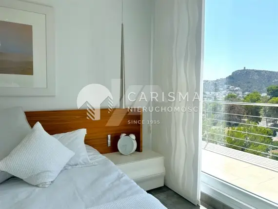 (36) Luksusowa willa na terenie luksusowej dzielnicy El Portet, Moraira