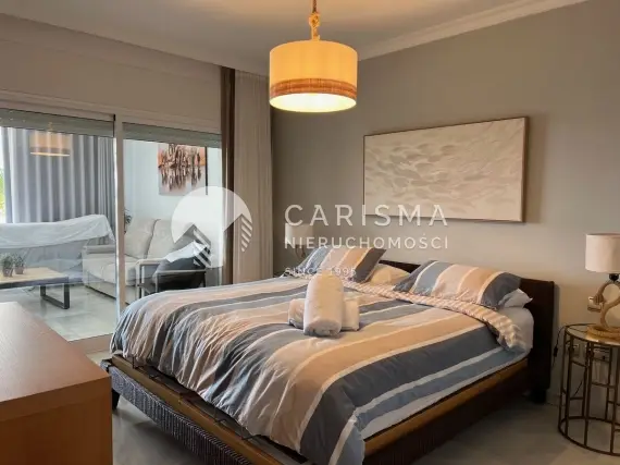 (20) Nowoczesny apartament w prestiżowej dzielnicy Marbelli