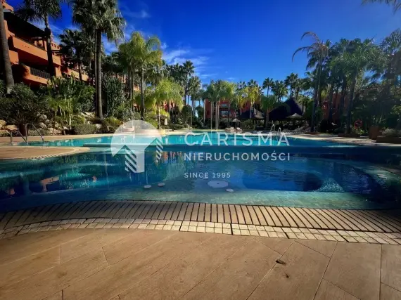 Dwupoziomowy penthouse w prestiżowym kompleksie mieszkalnym Nueva Andalucia 2