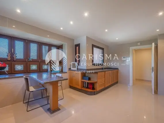 (11) Apartament, Marbella West, Costa del Sol, 206 m<sup>2</sup>