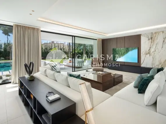 (10) Nowoczesna willa w prestiżowej lokalizacji w Atalaya Rio Verde, Nueva Andalucía