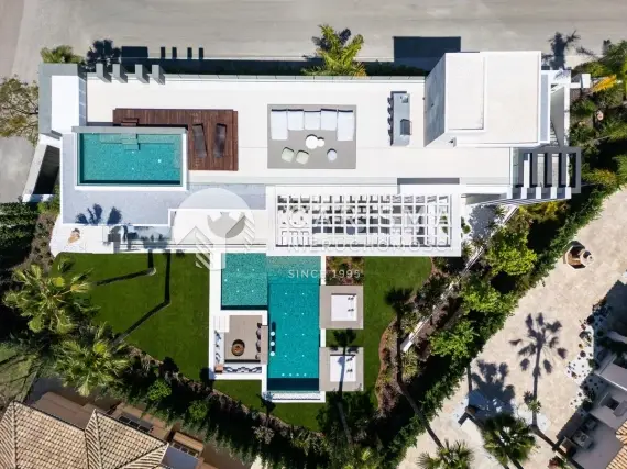 (30) Nowoczesna willa w prestiżowej lokalizacji w Atalaya Rio Verde, Nueva Andalucía