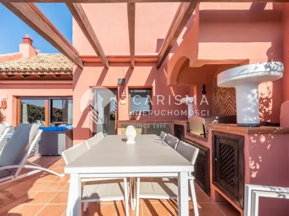 (28) Nowoczesny dwupoziomowy penthouse w luksusowym kompleksie przy plaży