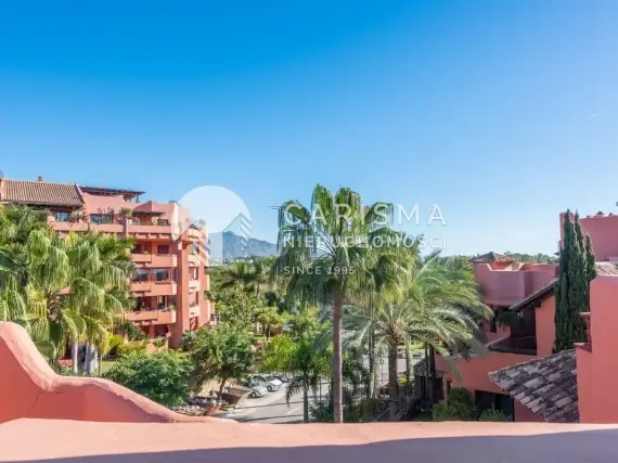 (38) Nowoczesny dwupoziomowy penthouse w luksusowym kompleksie przy plaży